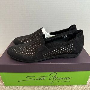 New in box Sesto Meucci Black / silver Perforated Loafers, 5.5 M